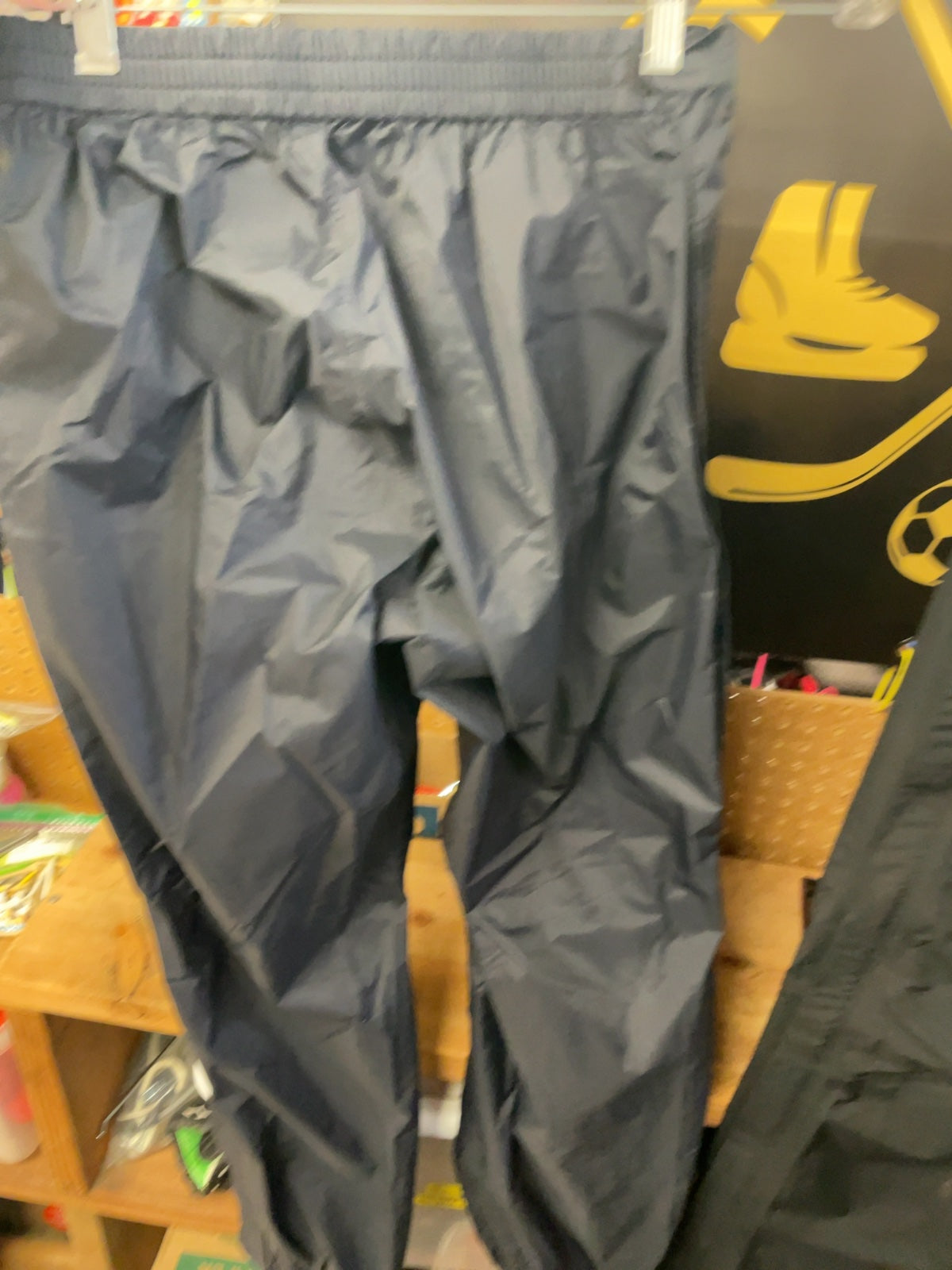 MEC Rain Pants Ladies Medium Black