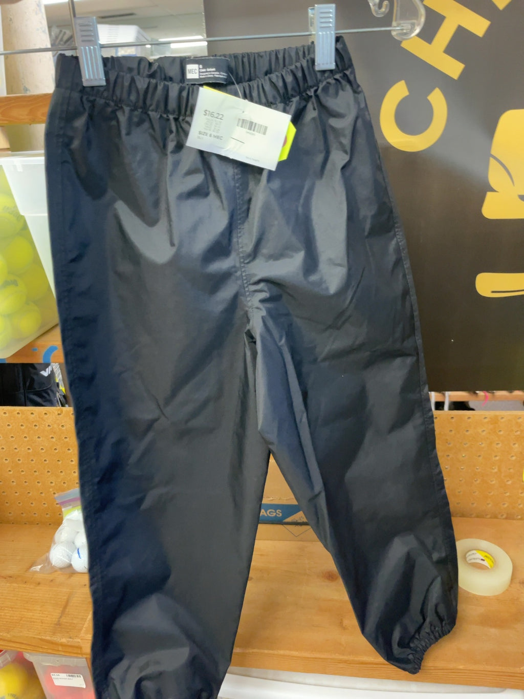 MEC Rain Pants Size 6 Black