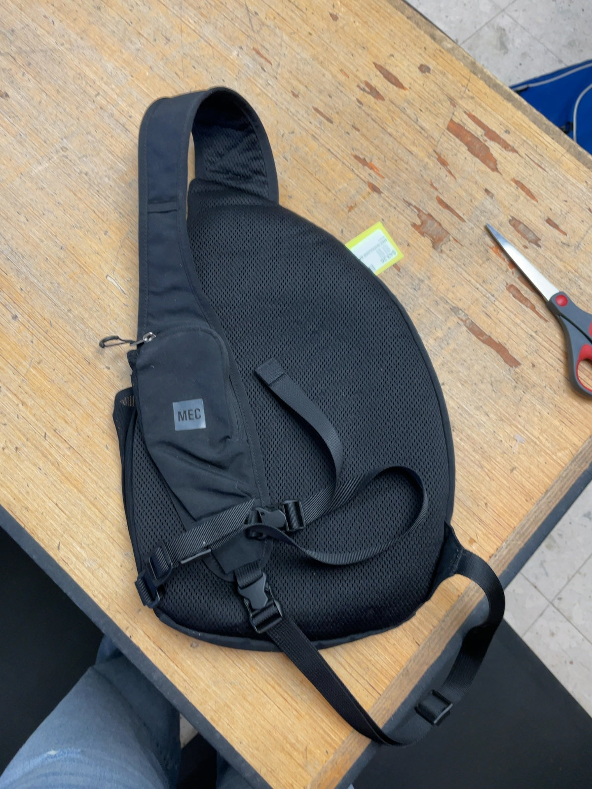 MEC Shoulder Bag Black