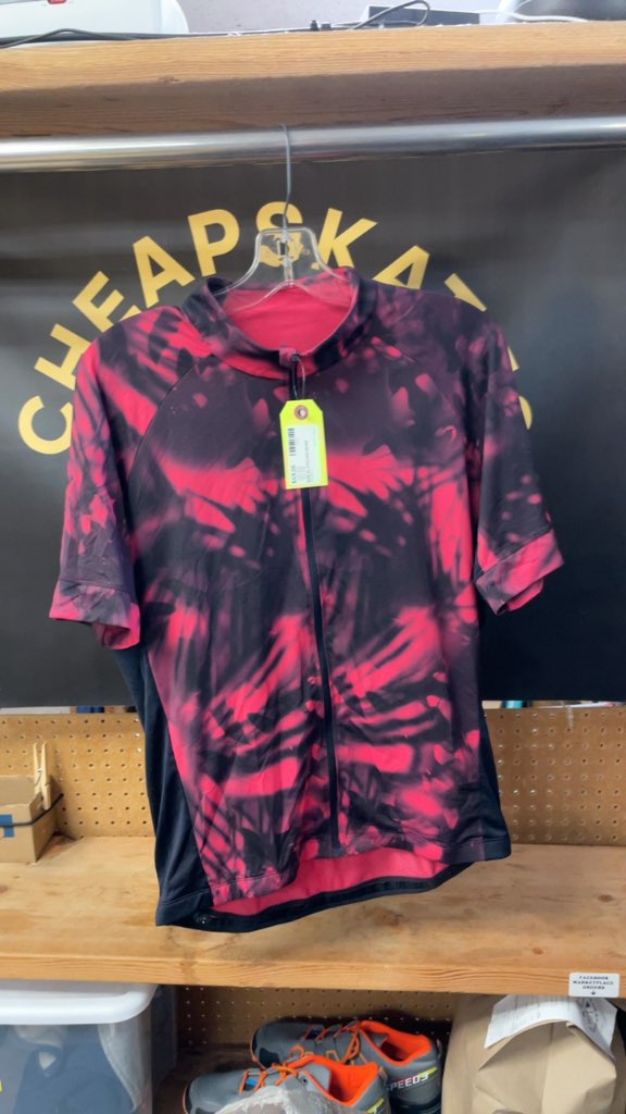 Men's Lululemon Cycling Shirt - Pink/Black Tie-Dye - Size XL