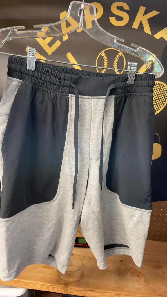 Men's Lululemon Two-Tone Grey Shorts