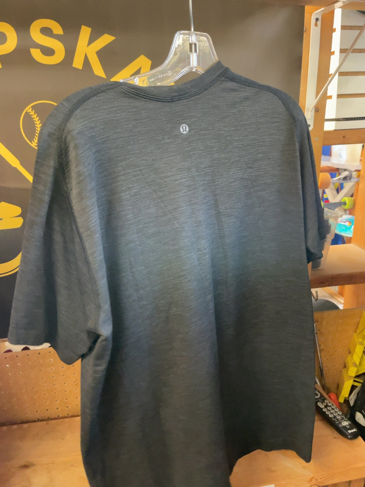 Men's Lululemon UBC Swimming T-Shirt size large
