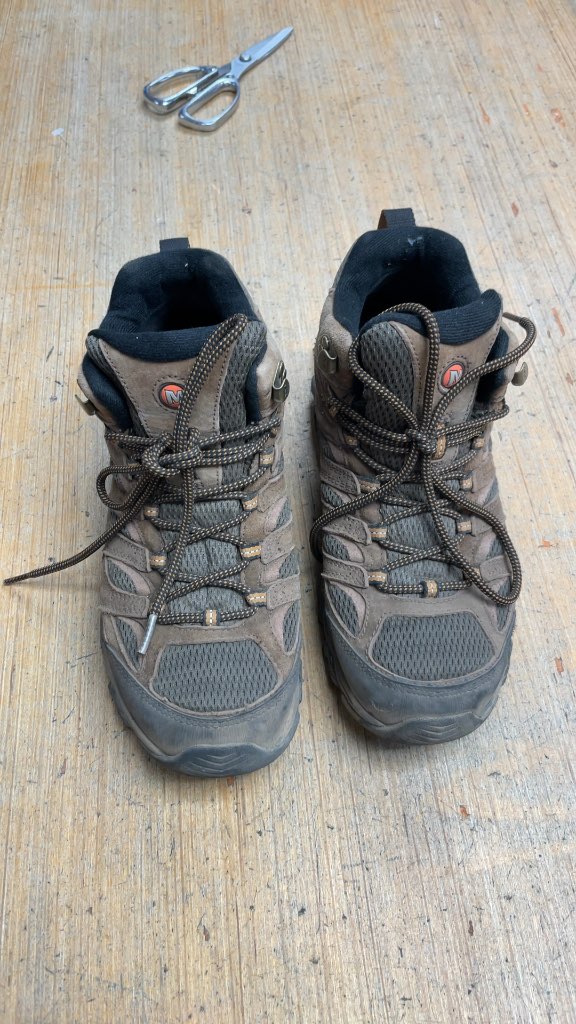 Merrell Men's Hiking Boots - Size 7