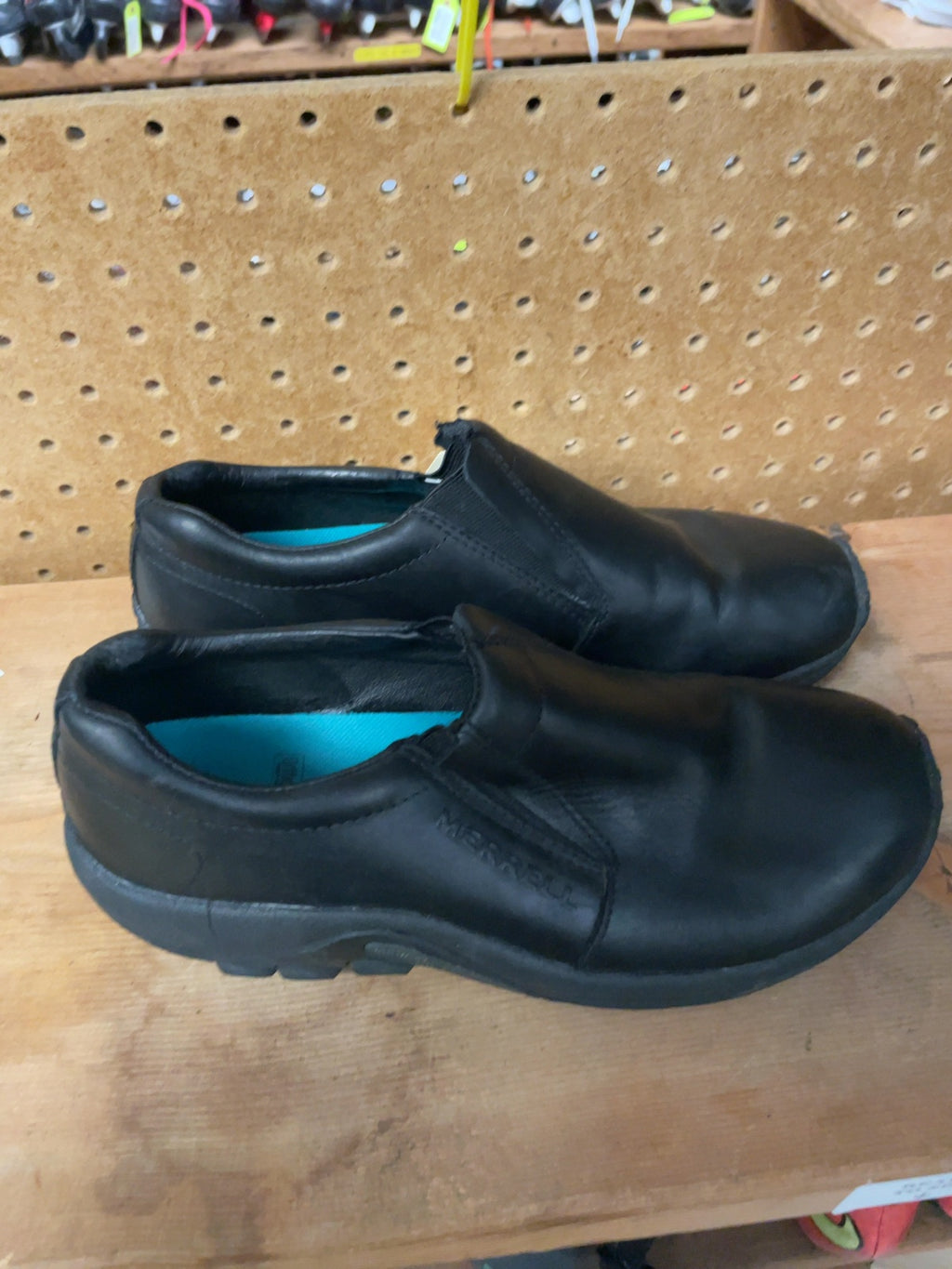 Merrell Midnight Size 9.5 US Women's Black Slip-On Shoes
