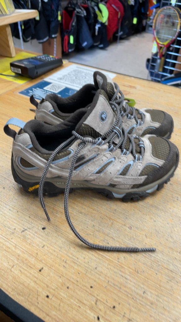 Merrell Moab Hiking Shoes - Size 6