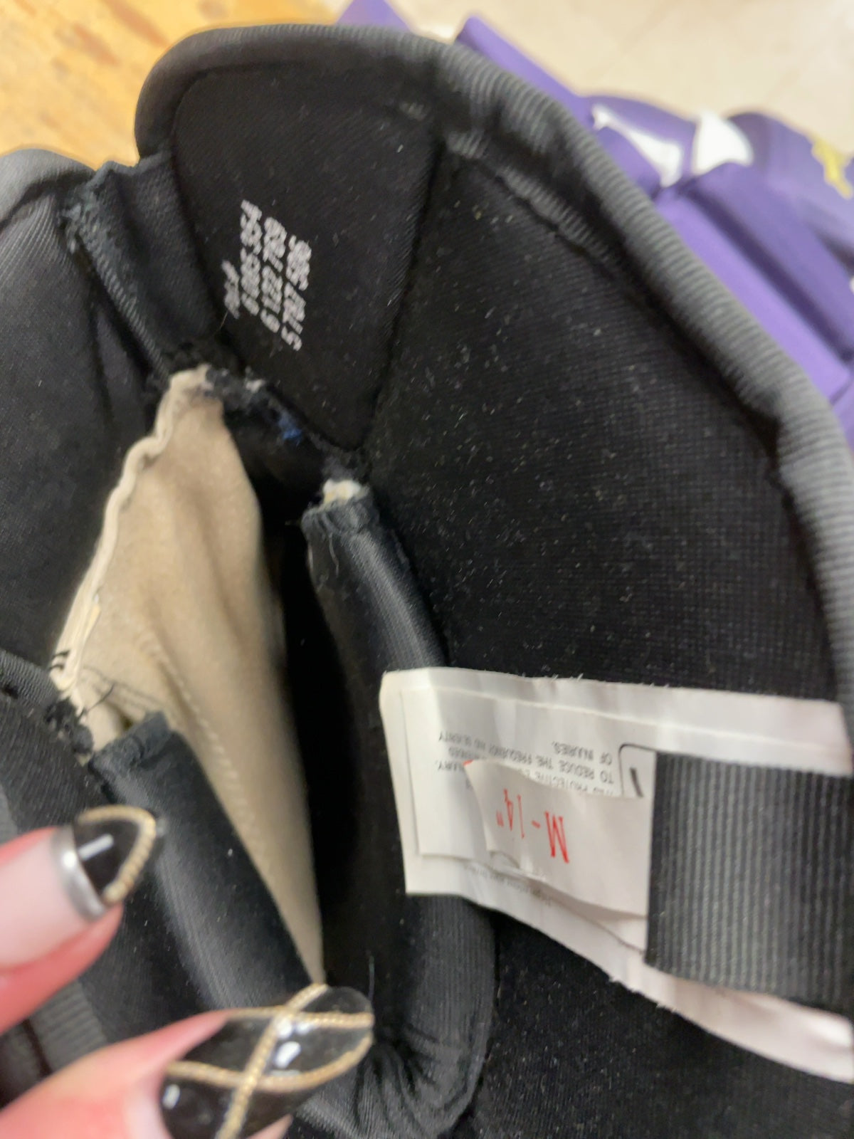 Mission Hockey Gloves 14" Black/White