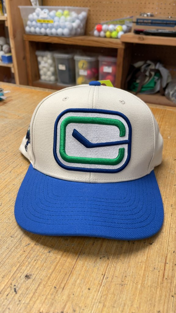 Mitchell & Ness Vancouver Canucks Vintage Snapback Hat