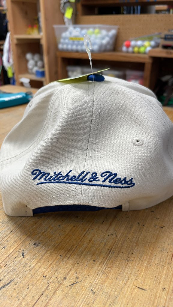 Mitchell & Ness Vancouver Canucks Vintage Snapback Hat