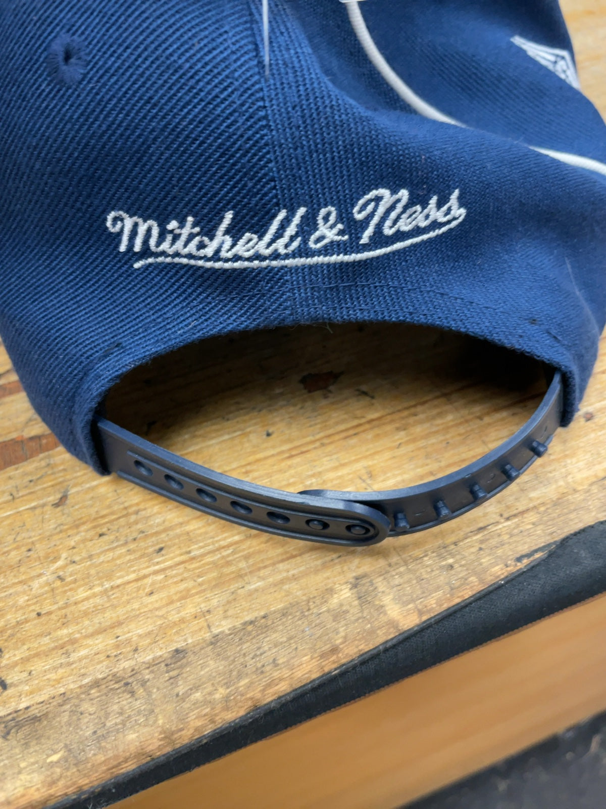 Mitchell & Ness Vancouver Whitecaps FC Boys One Size Fits Most Snapback Hat