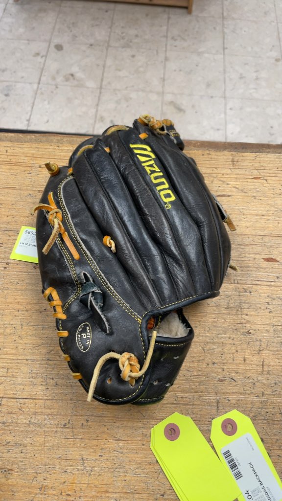 Mizuno LH 12.5" Baseball Glove - Brown
