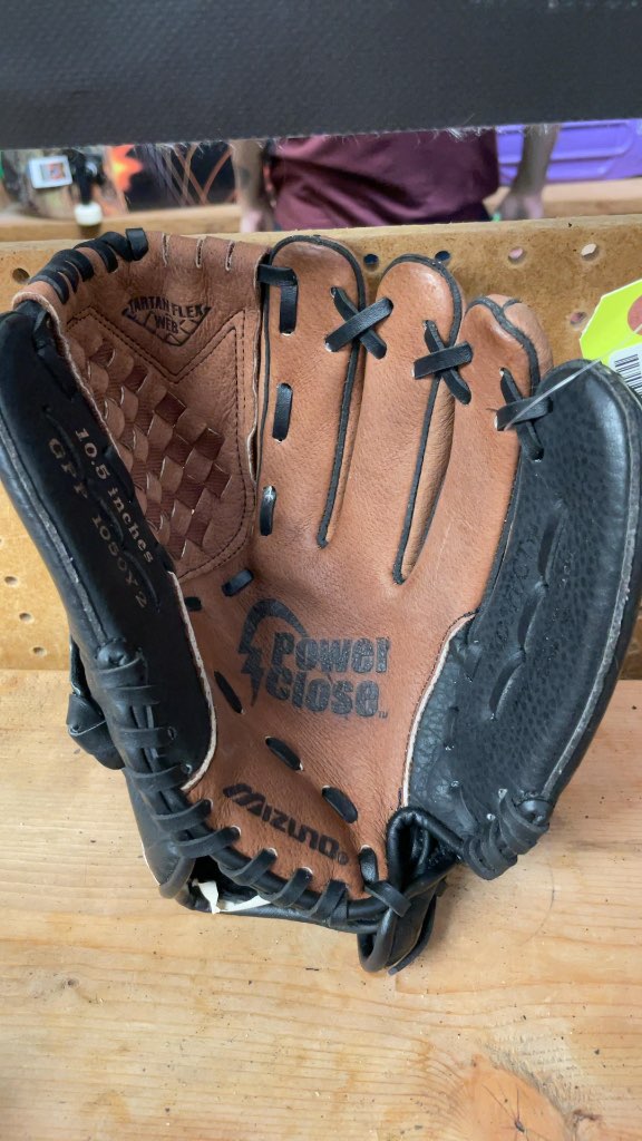 Mizuno PowerClose GPP 1050Y2 10.5" Baseball Glove