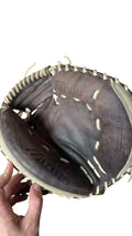 Mizuno Pro-Scoop Catcher's Mitt - Right Handed