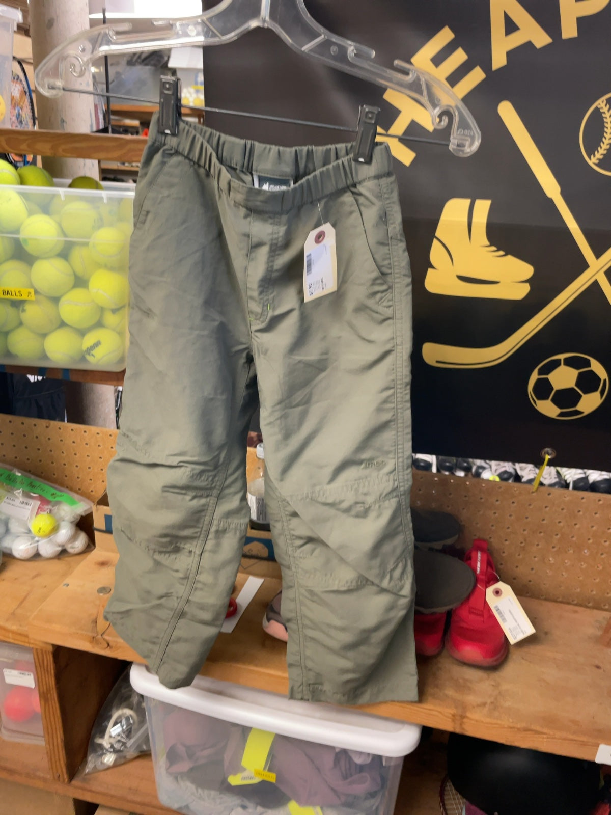 Mountain Equipment Co-op Pant Shell Size 6 Green