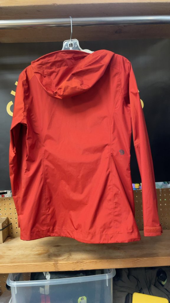 Mountain Hardwear Women's XS Rain Jacket - Orange