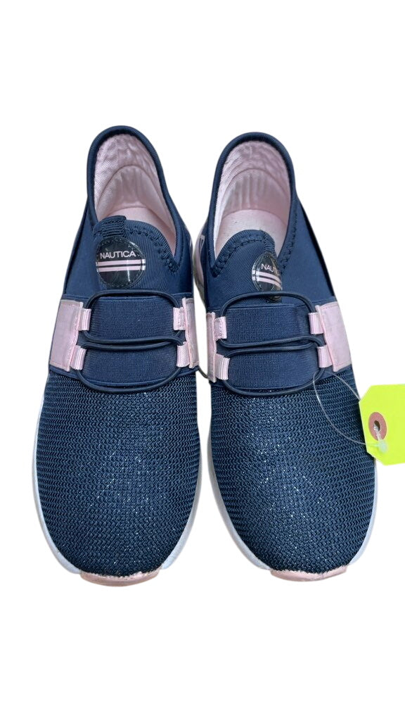 Nautica Navy Runners Size 3