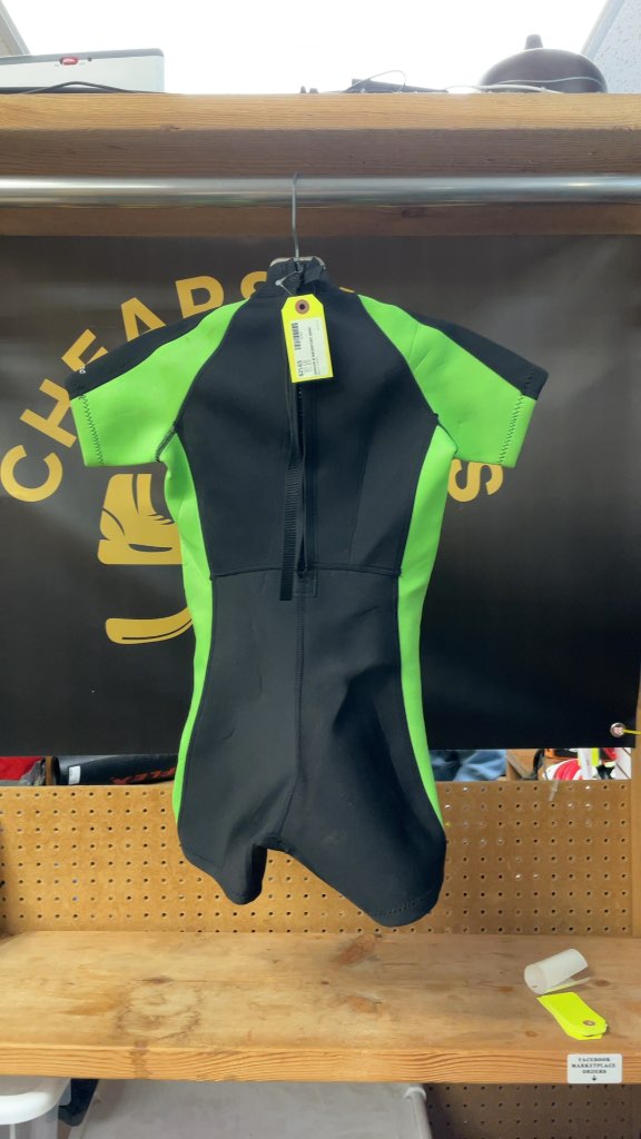 NeoSport Junior 8 2mm Shorty Wetsuit - Black/Green
