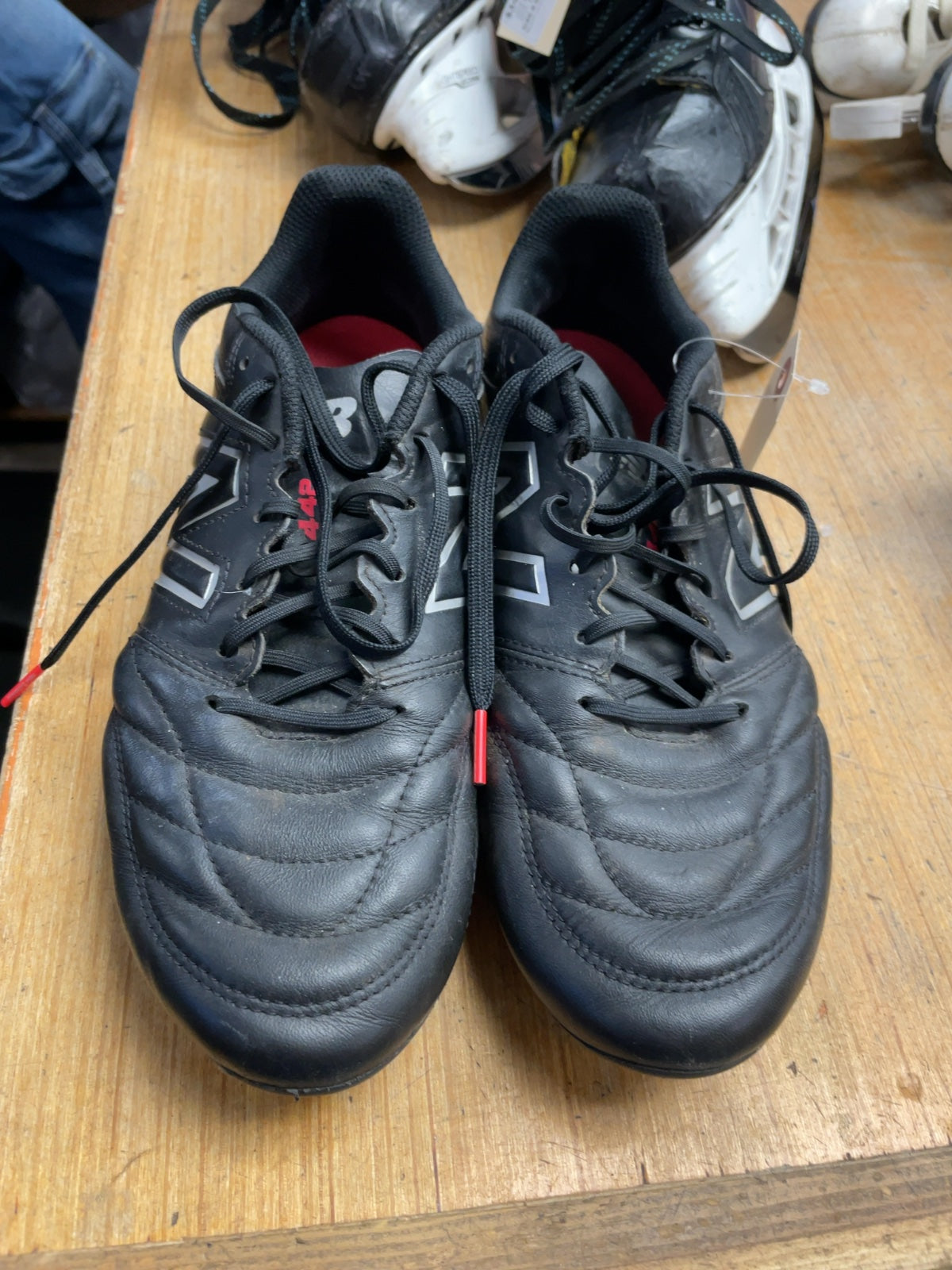 New Balance 442 Size 9 Soccer Cleats