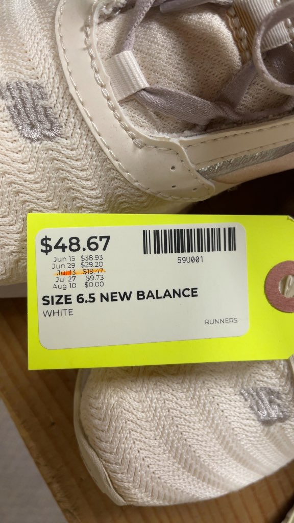 New Balance Beaya Women's Running Shoes - White - Size 6.5