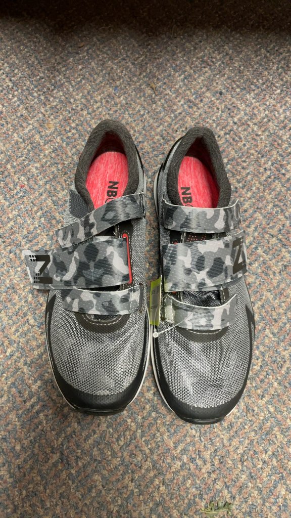 New Balance Cycling Shoes - Size 7.5 - Grey
