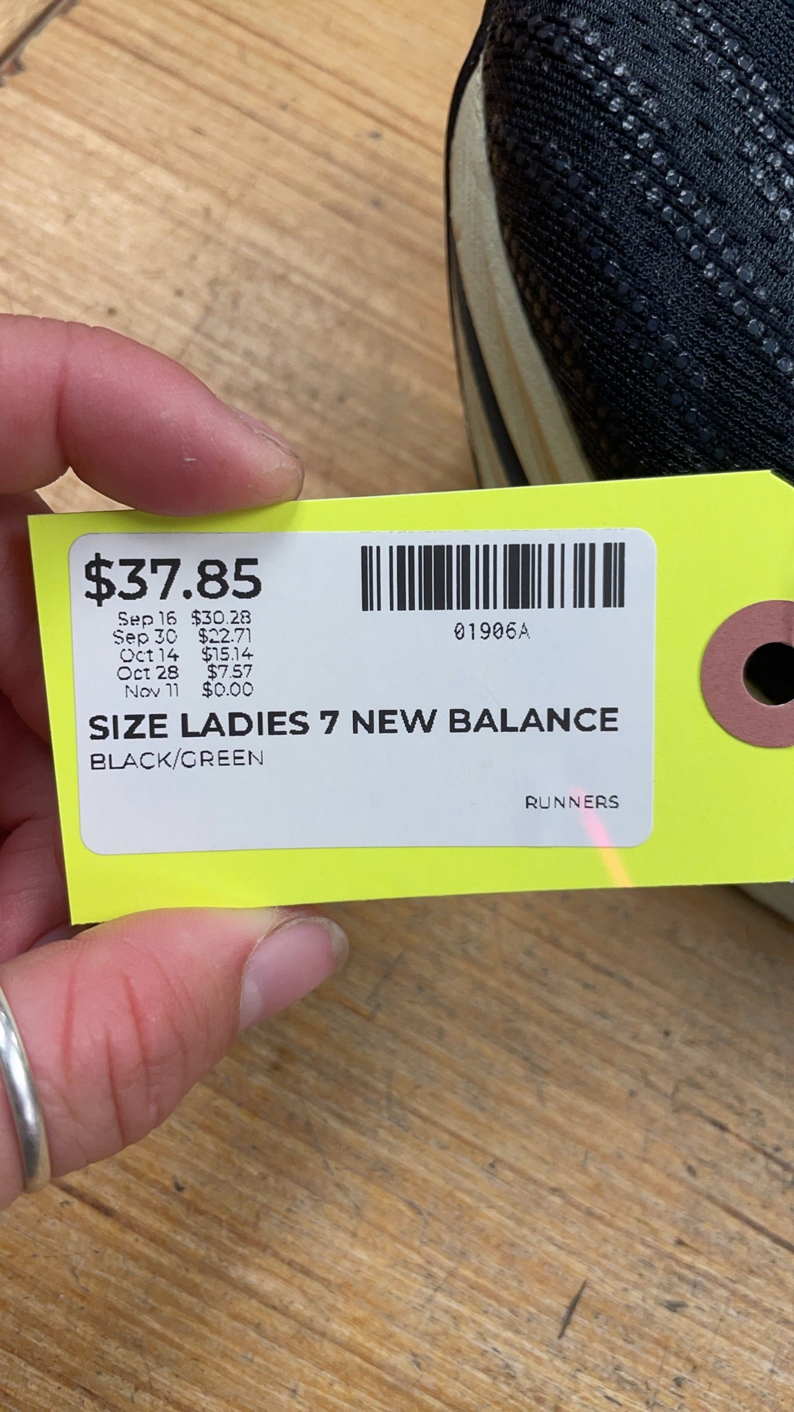 New Balance FuelCell Ladies 7 Runners