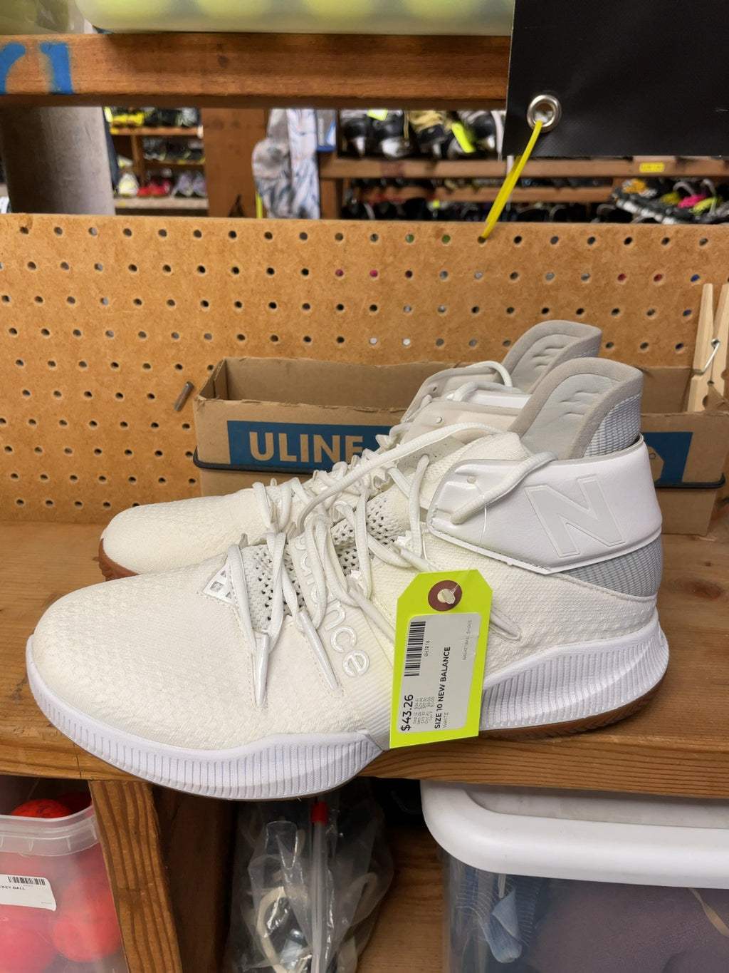 New Balance FuelCell Size 10 White Basketball Shoes