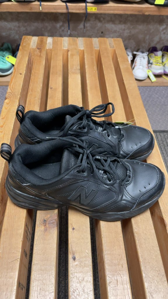 New Balance Sneakers Size 8.5 Black