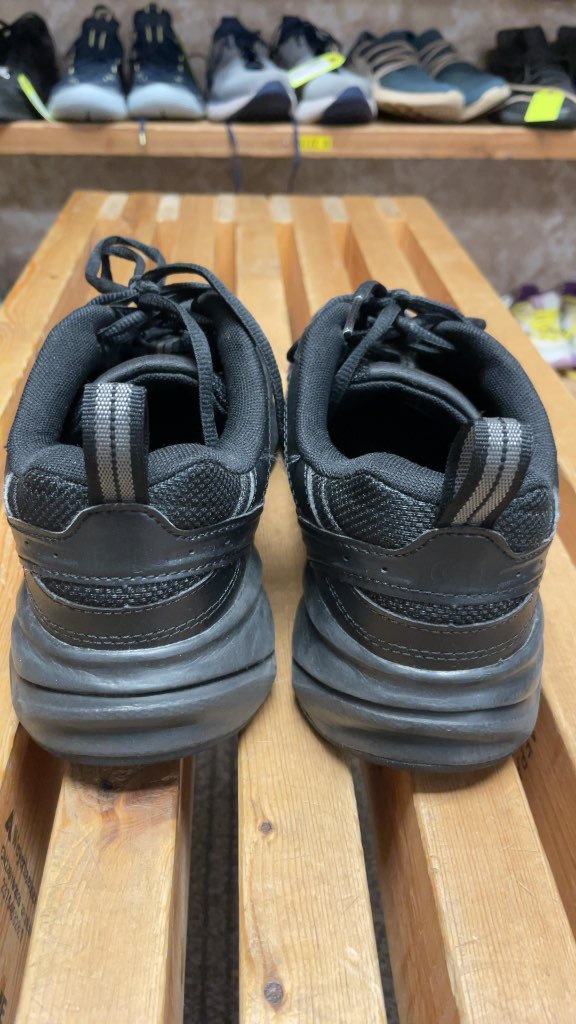 New Balance Sneakers Size 8.5 Black