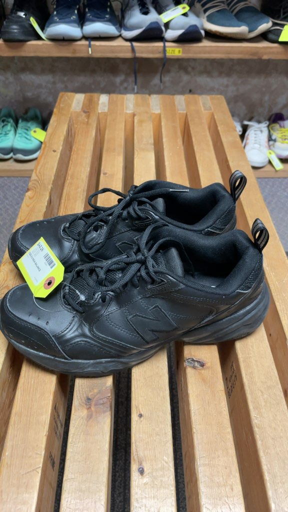 New Balance Sneakers Size 8.5 Black