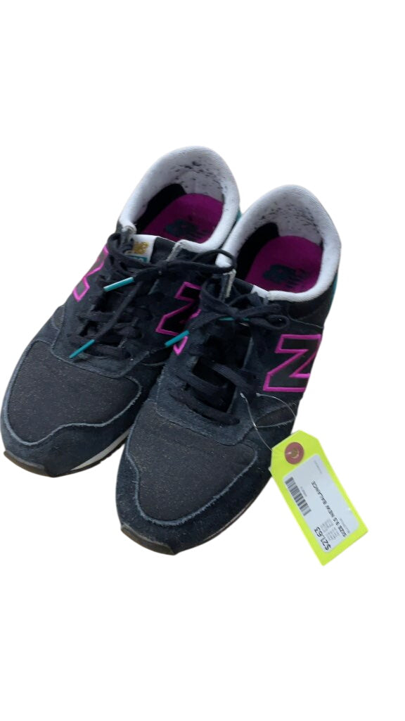 New Balance Sneakers Size 9.5 Black/Pink