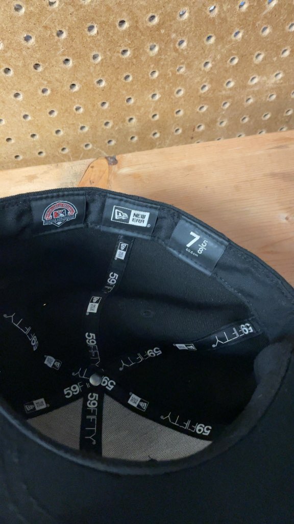 New Era 59FIFTY Vancouver Canadians Fitted Hat - Black - Size 7 5/8