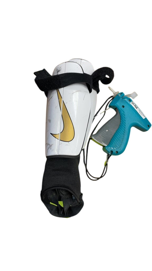 Nike Adult Soccer Shin Pads - White/Gold