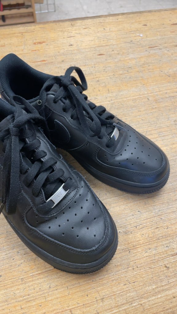 Nike Air Force 1 Low Black Size 8.5