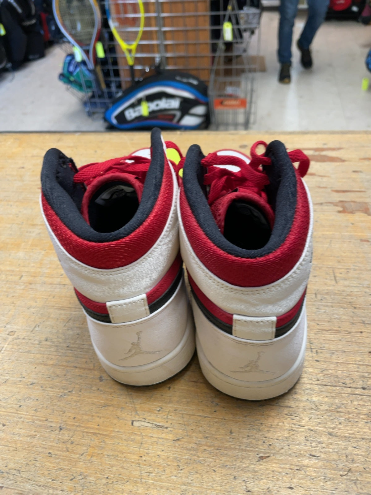 Nike Air Jordan 1 Mid 9.5 White/Red Sneakers
