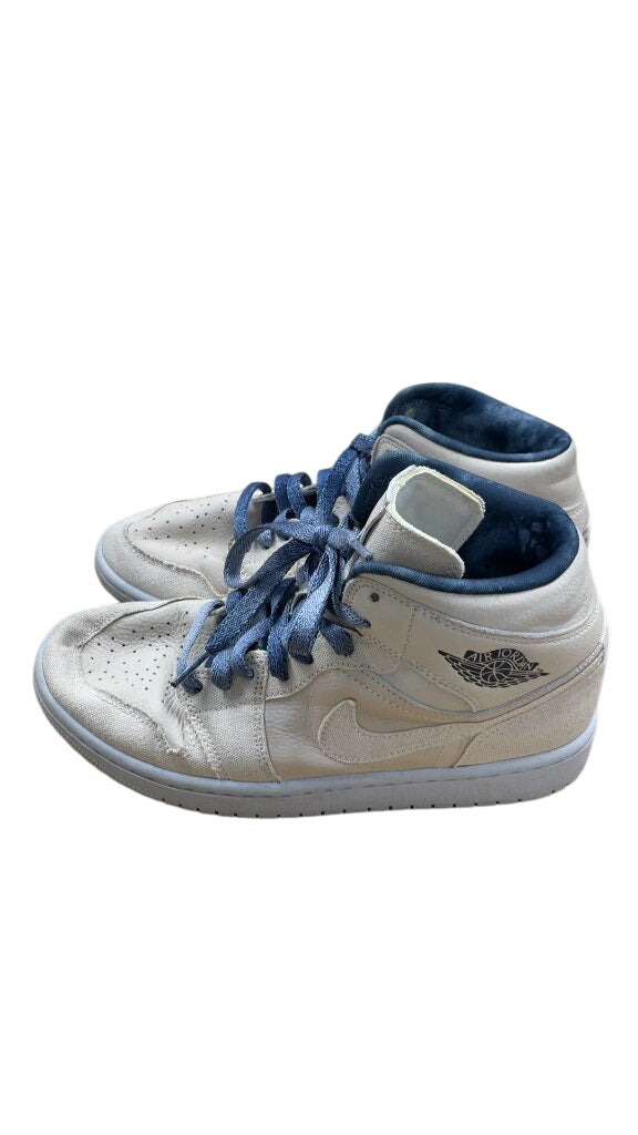 Nike Air Jordan 1 Mid Beige/Navy Sneakers