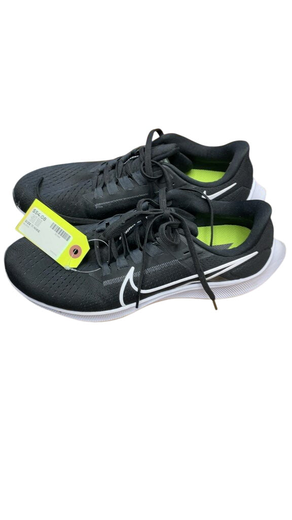 Nike Air Zoom Pegasus 38 Running Shoes - Men's Size 11