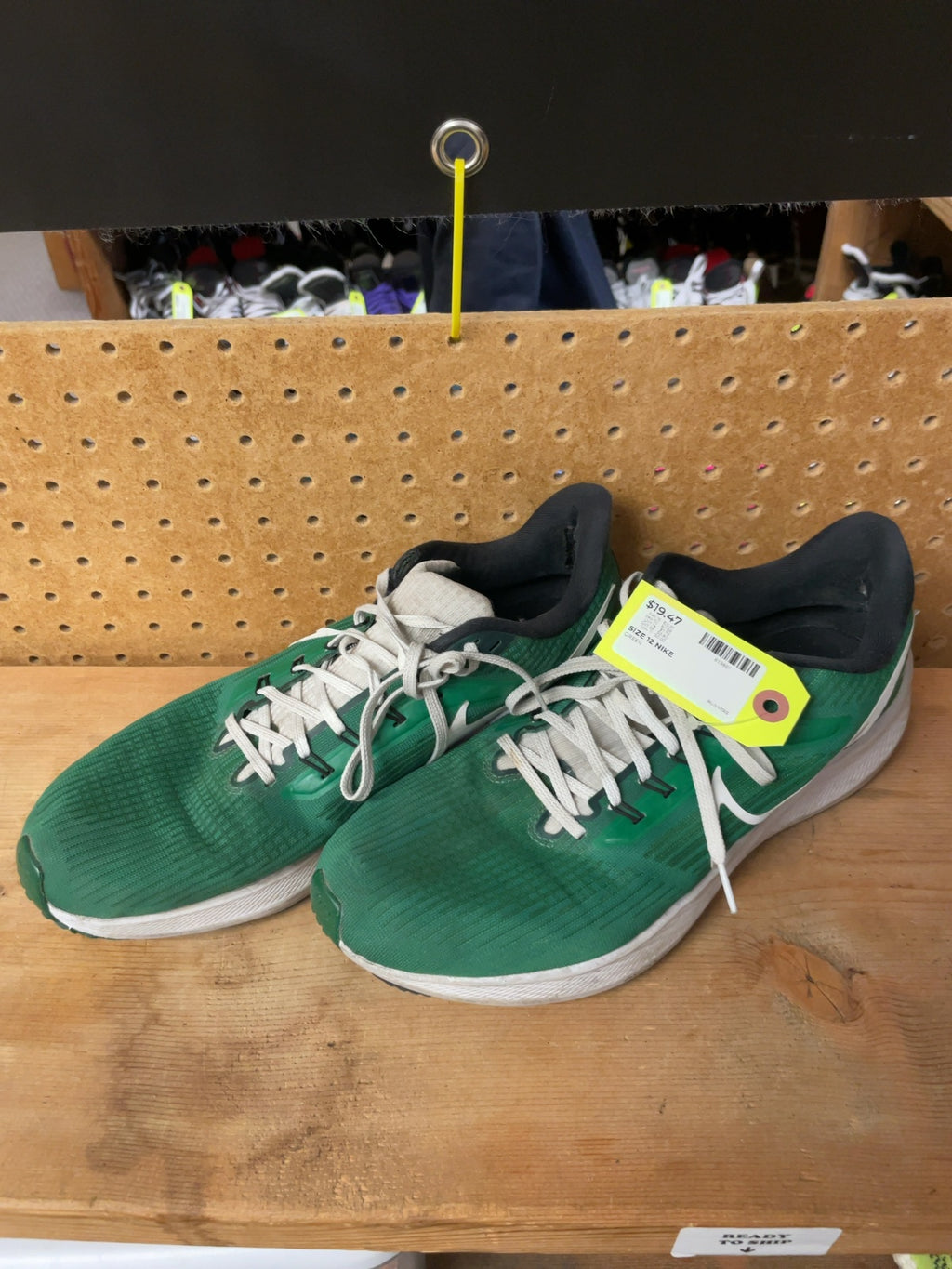 Nike Air Zoom Pegasus 39 Size 12 Green Running Shoes