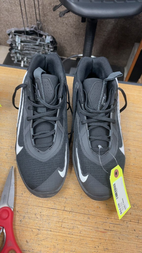 Nike Court Shoes - Black - Size 7