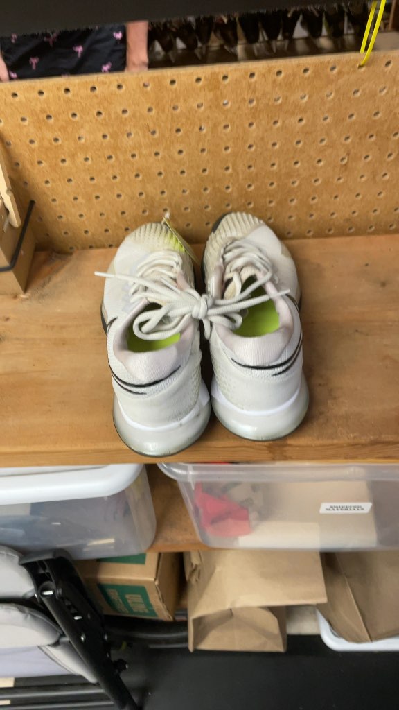 Nike Court Shoes - Size 9