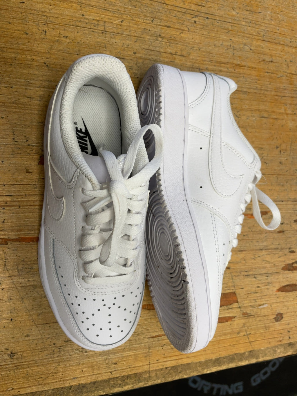 Nike Court Vision Low Size 6 US White Sneakers