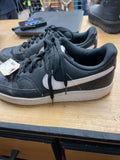 Nike Court Vision Low Size 9.5 Black/White Sneakers