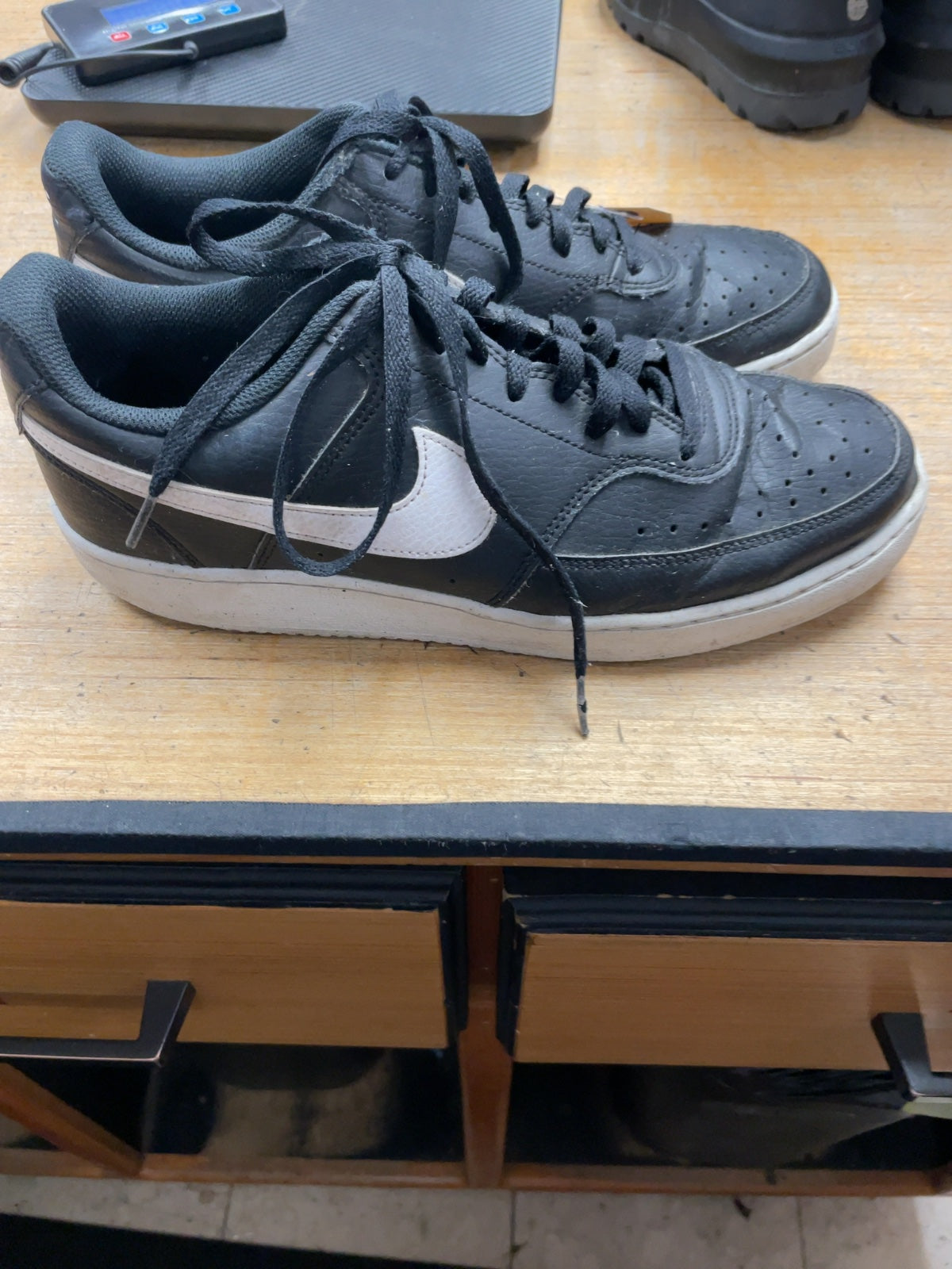 Nike Court Vision Low Size 9.5 Black/White Sneakers