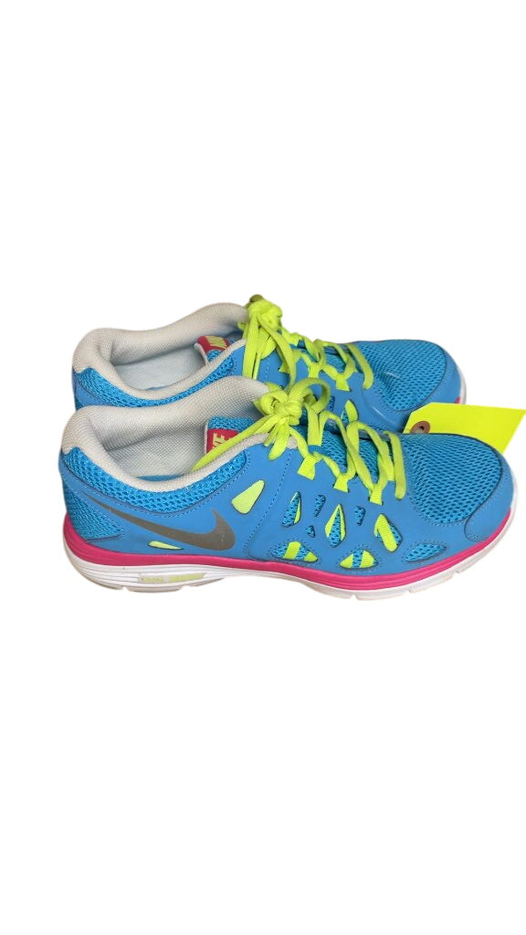 Nike Dual Fusion Runners - Size 6