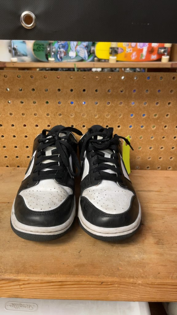 Nike Dunk Low Black/White Size 6.5