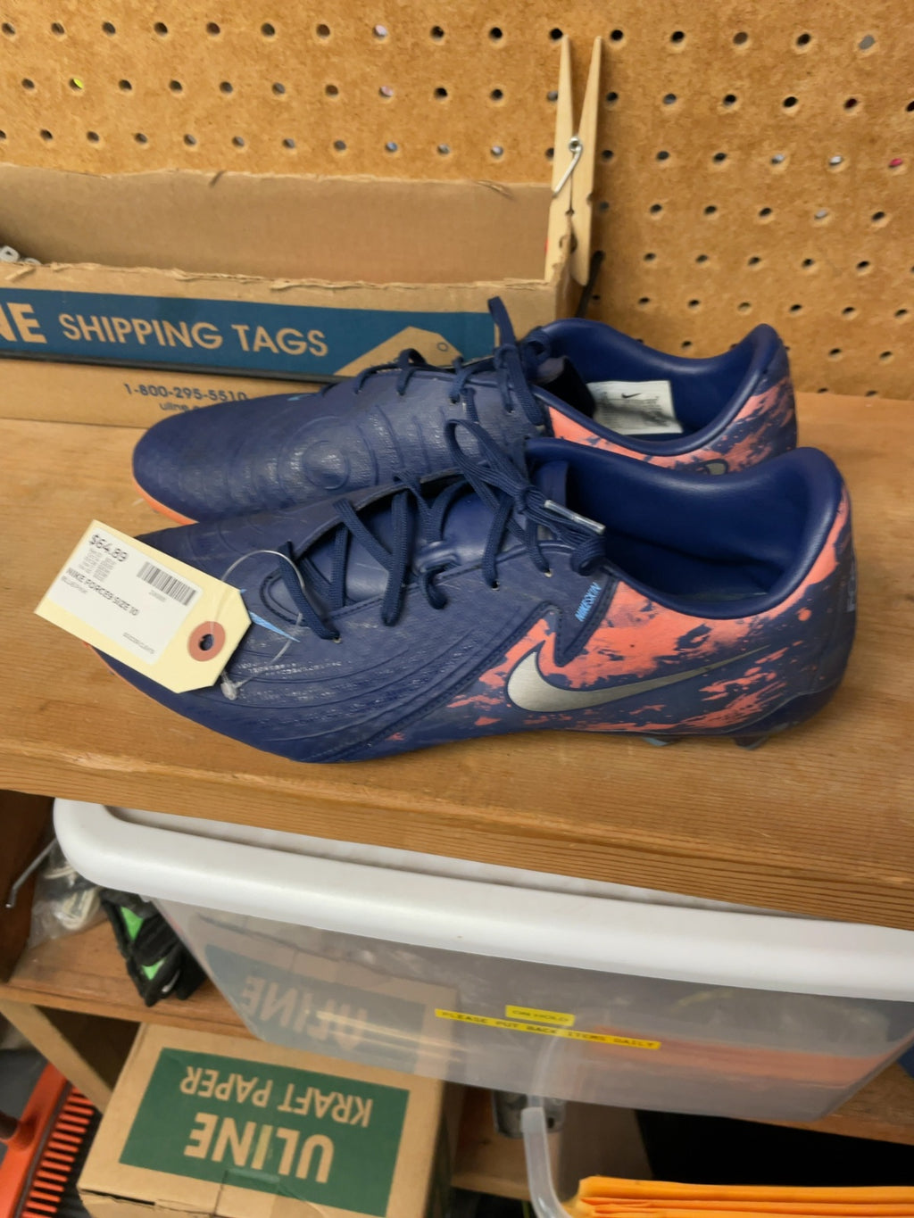 Nike Force9 Size 10 Soccer Cleats