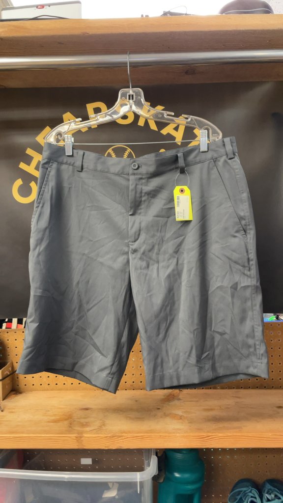 Nike Golf Shorts Grey Size 36