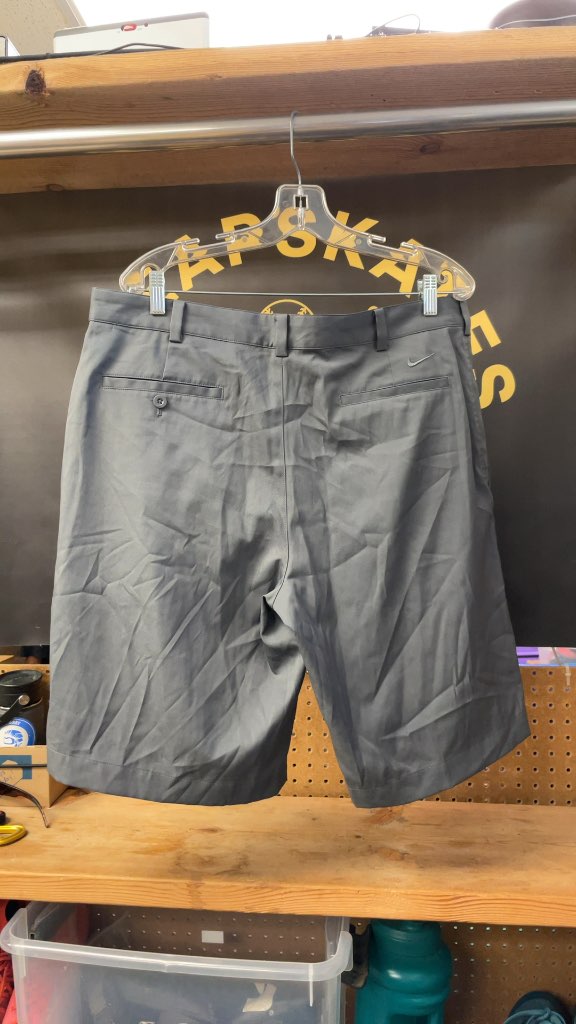 Nike Golf Shorts Grey Size 36