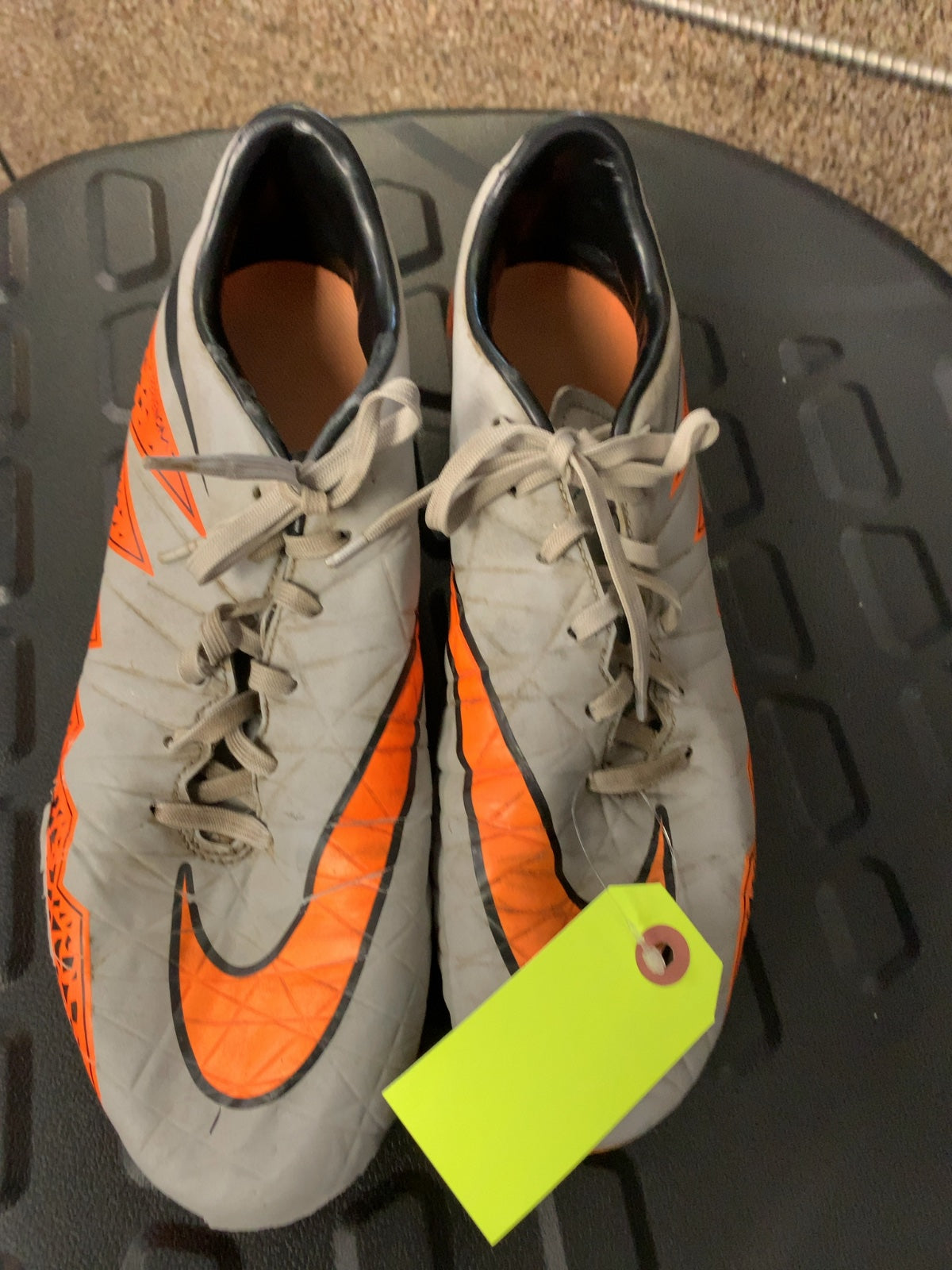 Nike Hypervenom Size 9.5 US Soccer Cleats