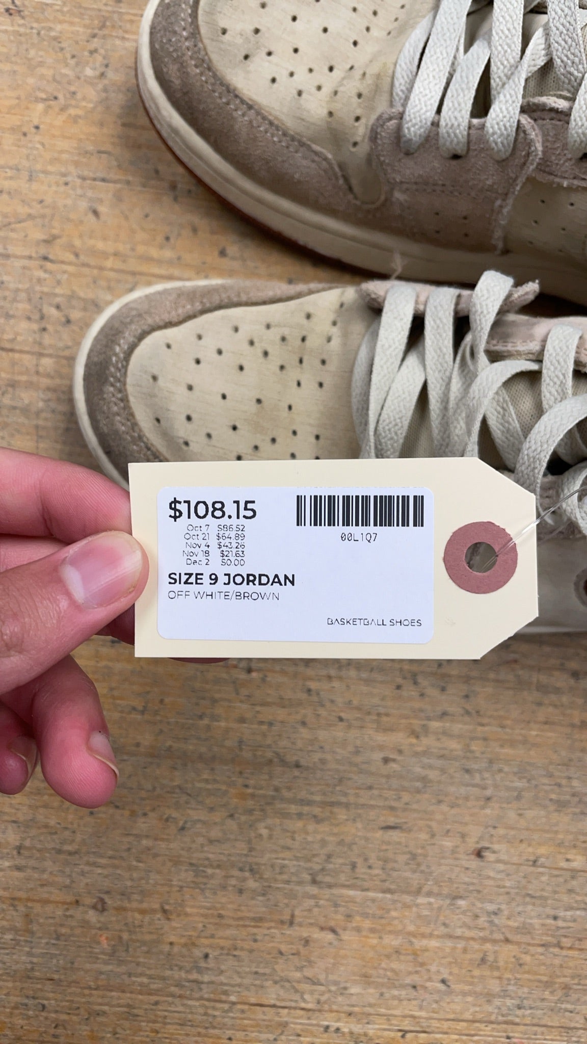 Nike Jordan Size 9 Off White/Brown Basketball Shoes