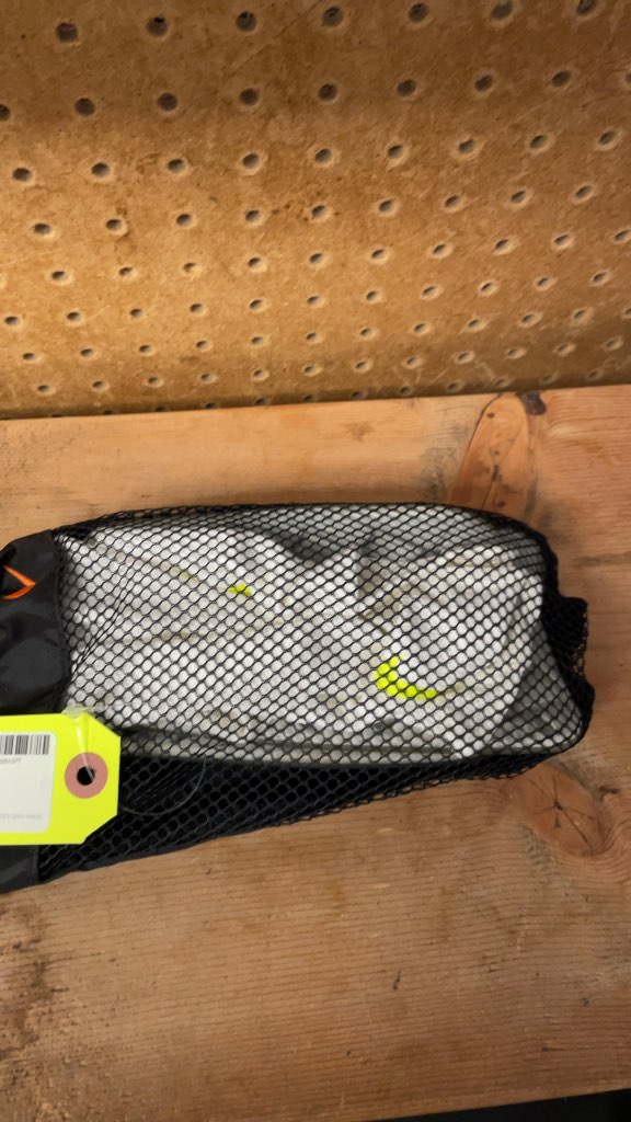 Nike Junior Soccer Shin Pads with Mesh Bag