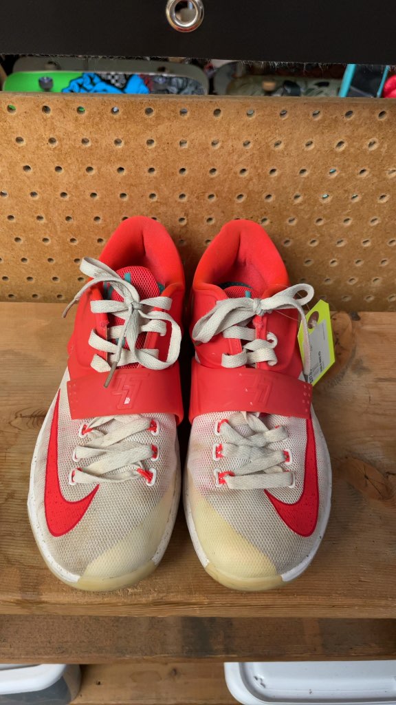 Nike KD Basketball Shoes - Size 9